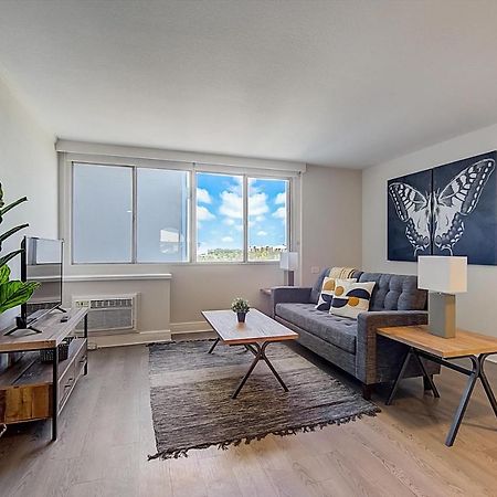Frontdesk The Wayland Apts Downtown St Pete Apartamento San Petersburgo Exterior foto